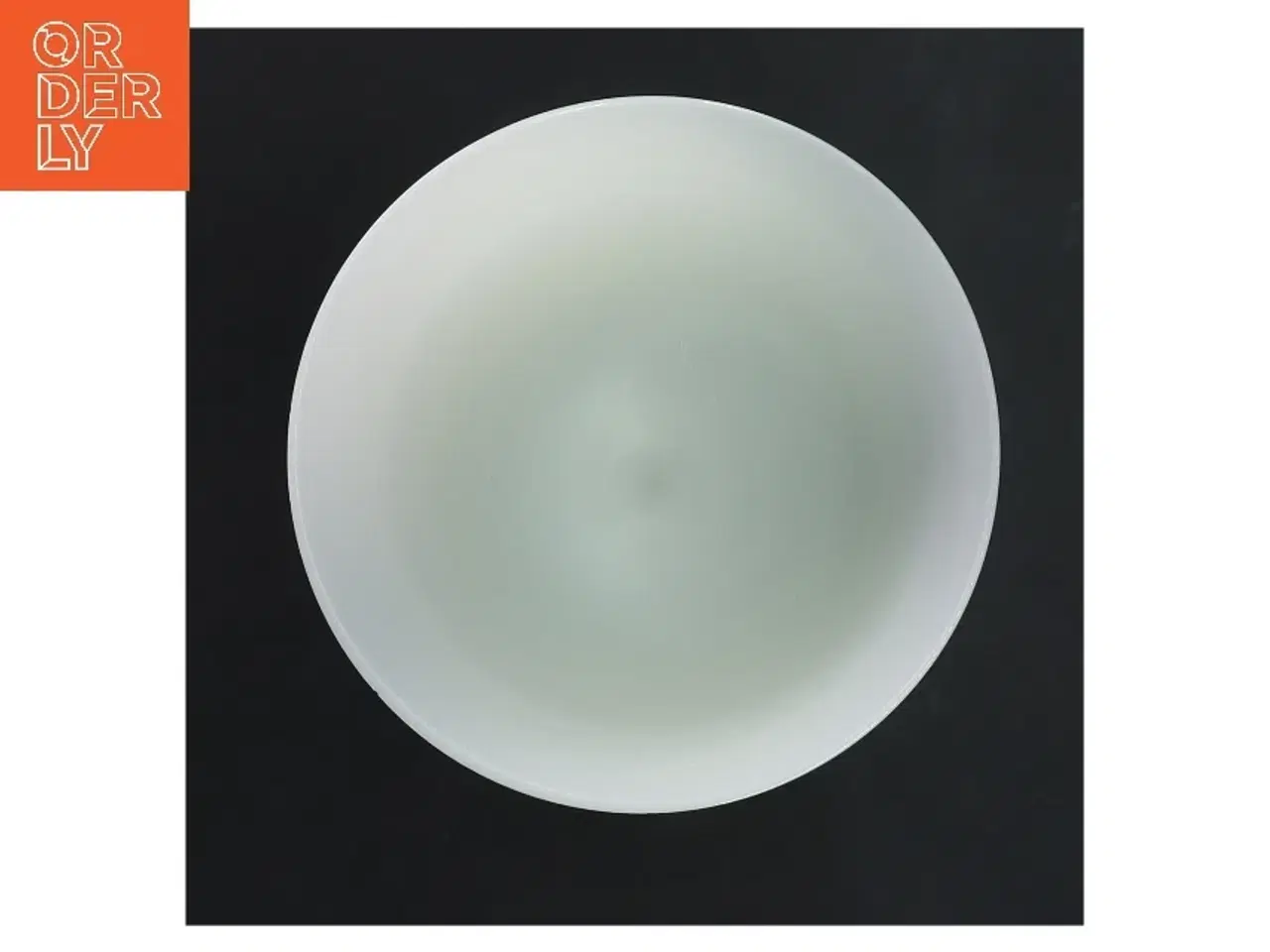 Billede 2 - Elegant hvid vase (str. Ø 10,5 cm længde 18 cm)