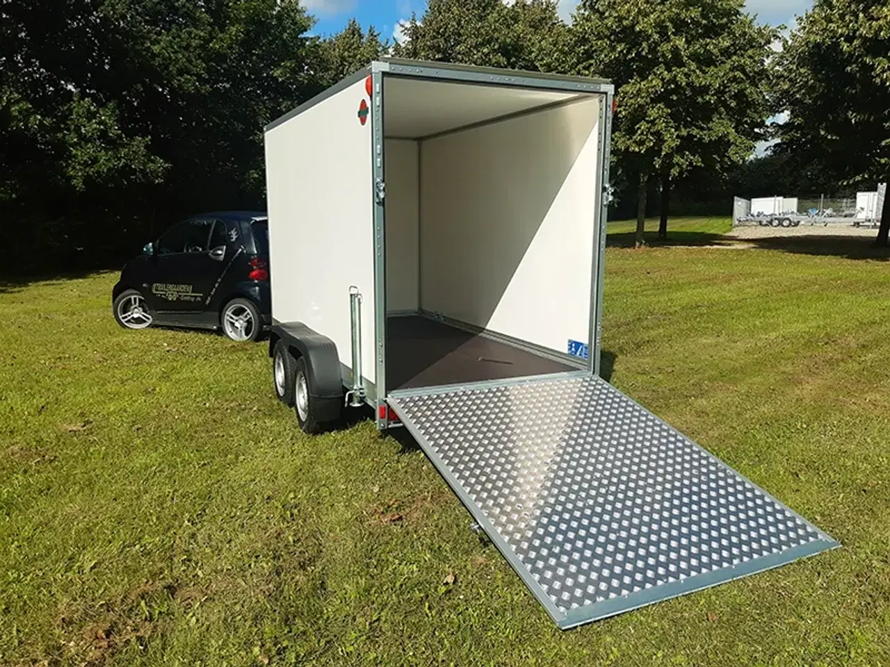 Billede 5 - Stema Cargo 305x157x184 2 akslet 2000 kg Rampe