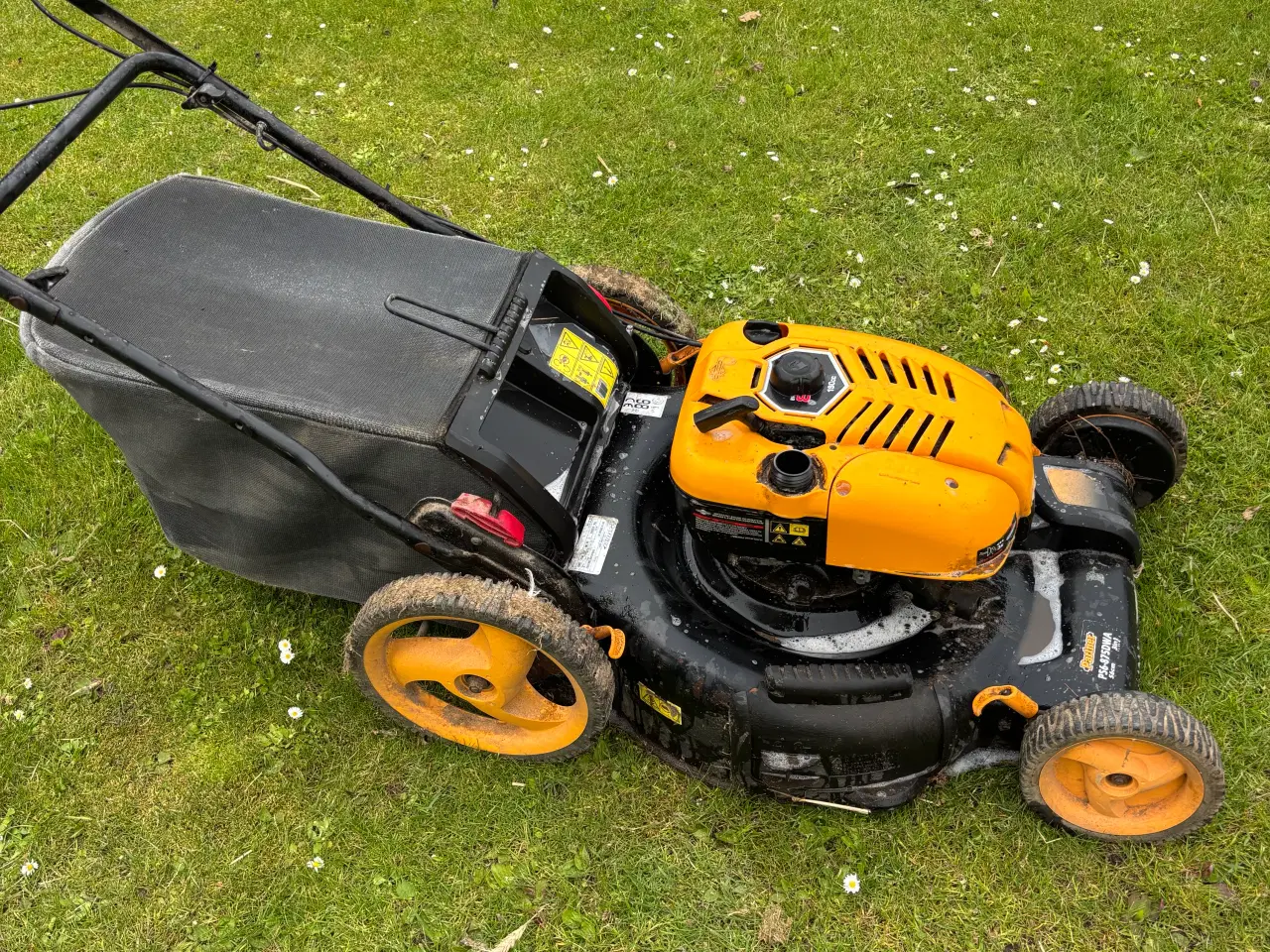 Billede 3 - Plæneklipper, selvkørende Partner sælges. 