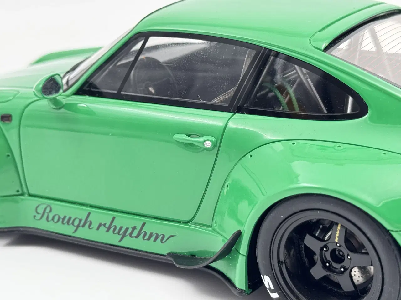 Billede 6 - 1994 Porsche 911 RWB Rauh Welt Edition 993 - 1:18