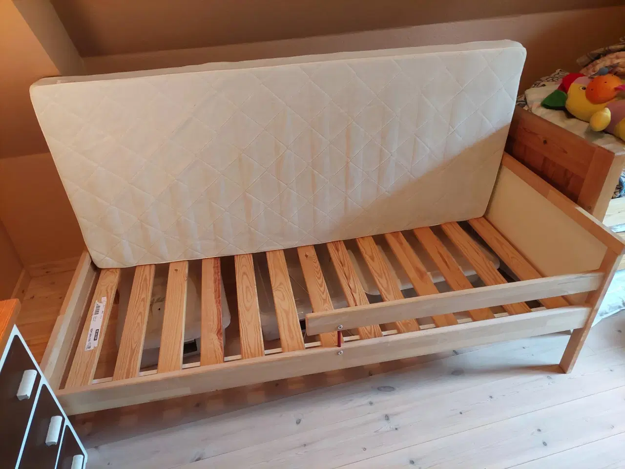 Billede 1 - Juniorseng og madras - Sniglar Ikea