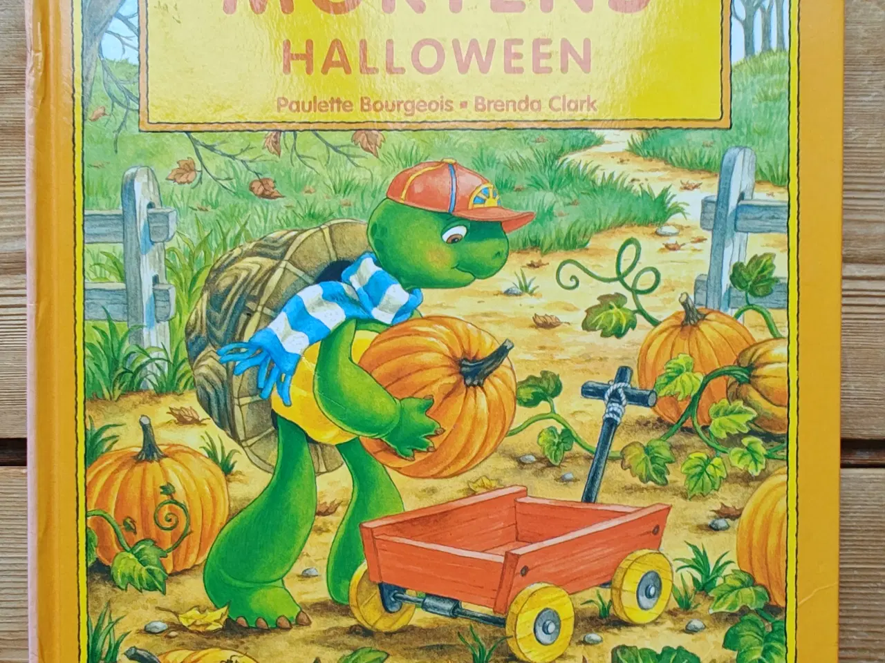 Billede 1 - Morten Skildpadde Halloween BOG