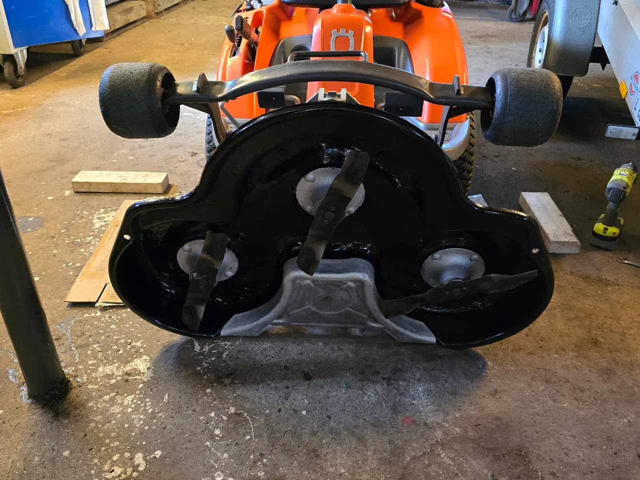 Billede 3 - Husqvarna r213c 