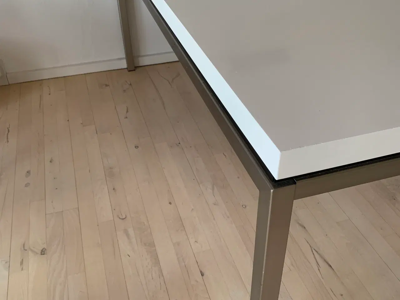 Billede 2 - Spisebord hvid 