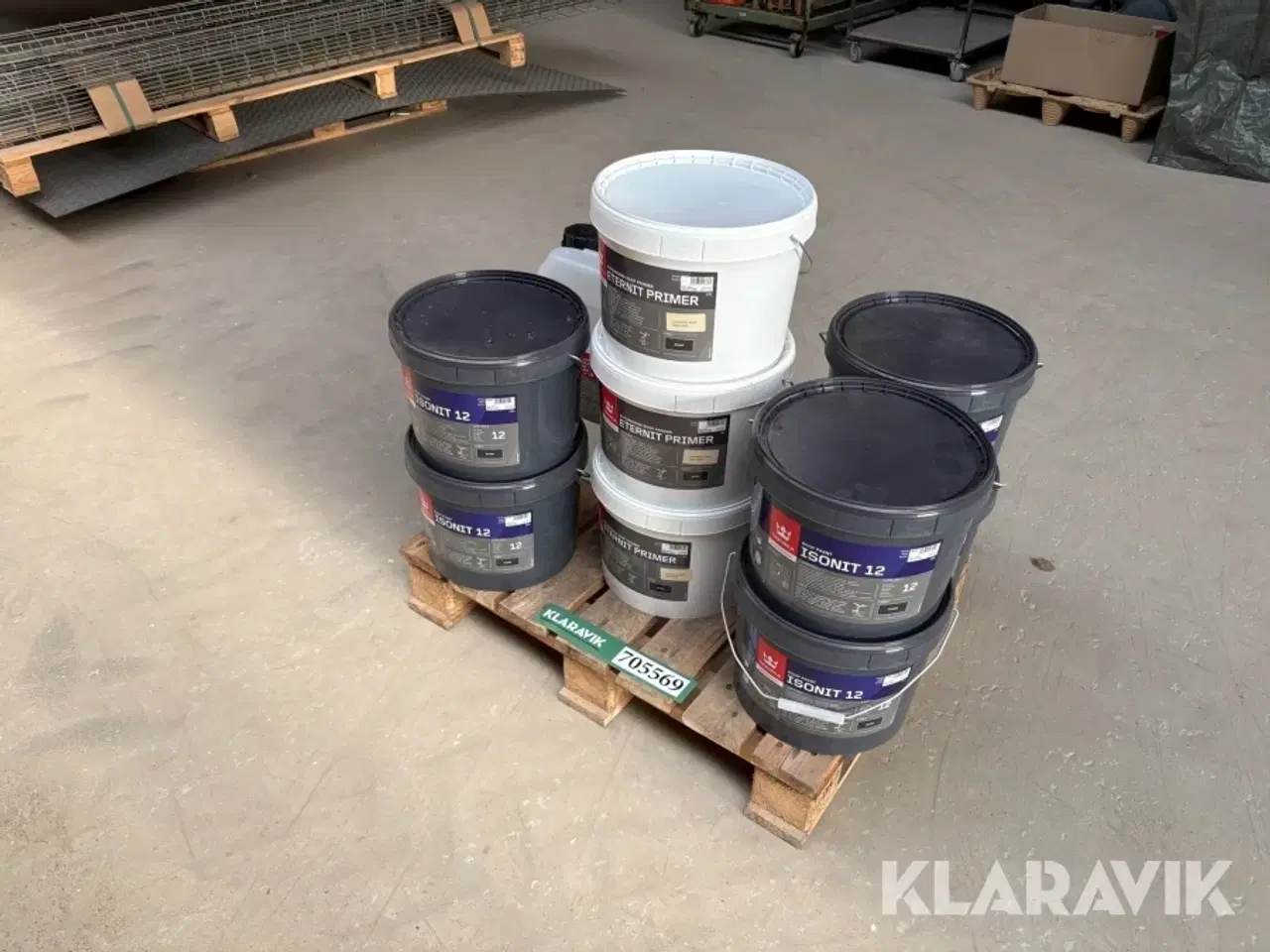 Billede 1 - Tagmaling og primer Isonit 12 / Eternit Primer lot