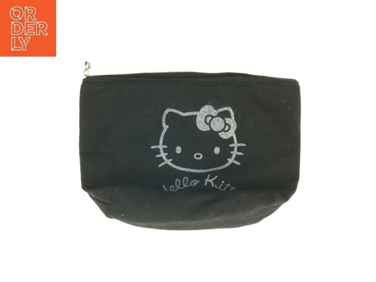 Billede 1 - Sort kanvas kosmetikpung fra Hello Kitty (str. 27 x 19 cm)