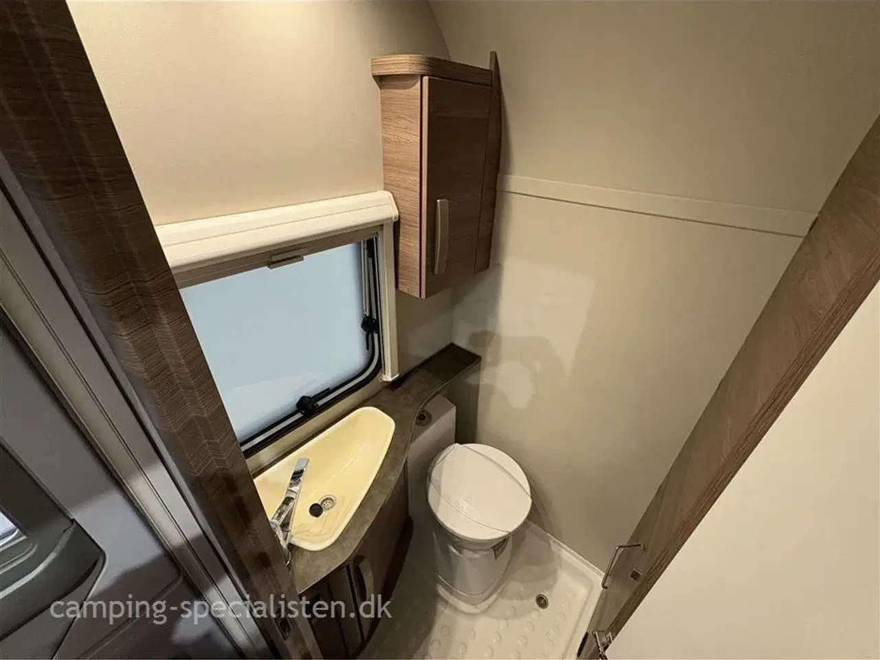 Billede 11 - 2019 - Knaus Sport 400 QD Silver Selection   Den perfekte rejsevogn - Knaus Sport 400 QD Silver Selection fra 2019 - Kan nu opleves hos Camping-Specialisten i Silkeborg