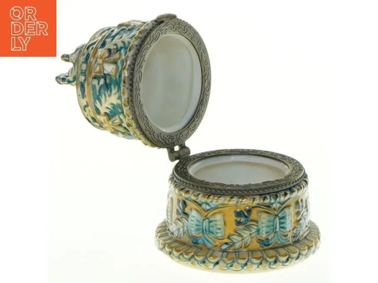 Billede 2 - Porcelæns Bryllupskage Æske fra Villeroy & Boch (str. 8,5x6,5 cm)