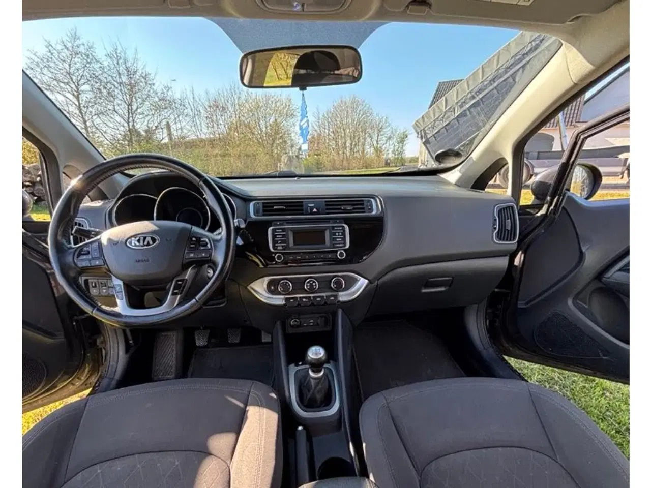 Billede 10 - En fin Kia Rio 