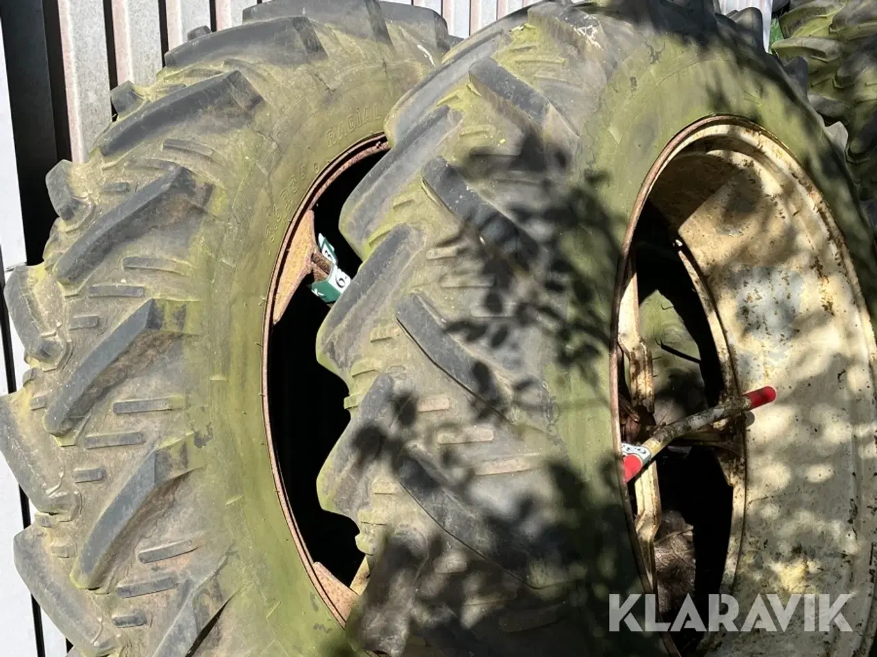 Billede 5 - Tvillinghjul 13.6R38 2 styk