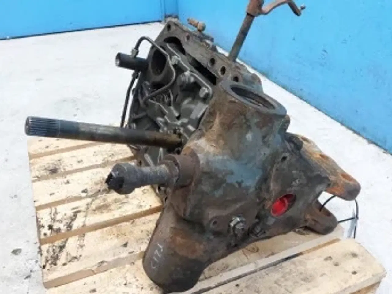 Billede 19 - Valtra T213 PTO Hus V37104410