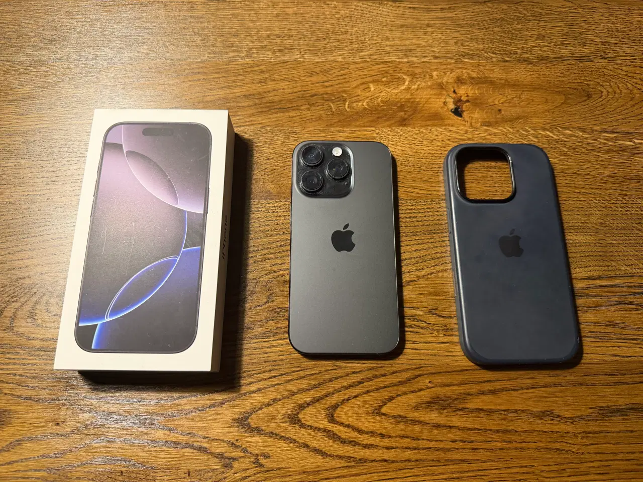 Billede 2 - Apple iPhone 16 Pro, Black Titanium, 128 GB inkl.