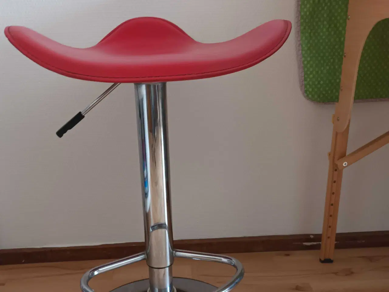 Billede 1 - Salonstol - Arbejdsstol - Behandlerstol - Barstol