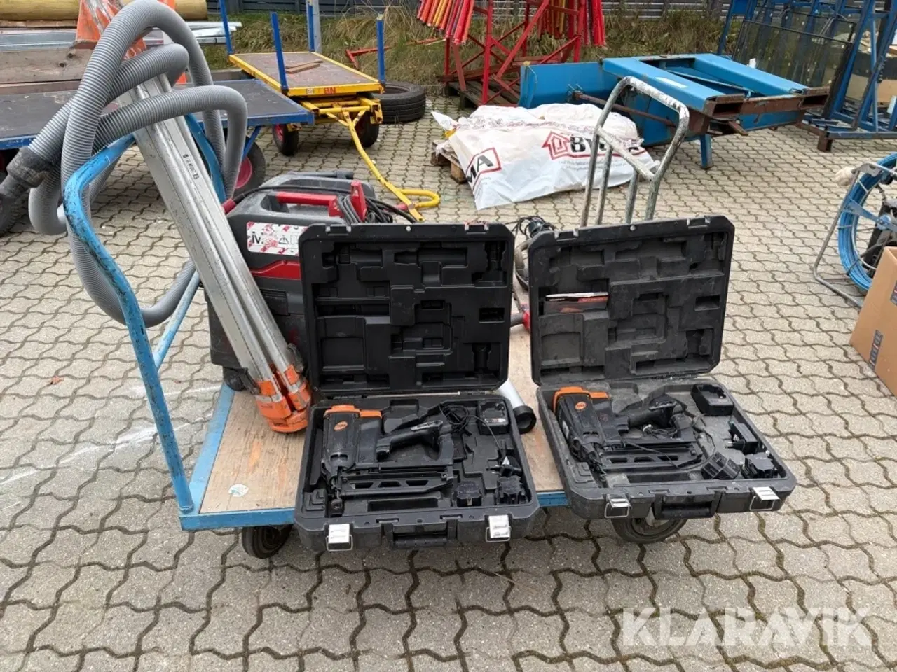 Billede 4 - Stort parti værktøj inklusiv vogne 2 styk.