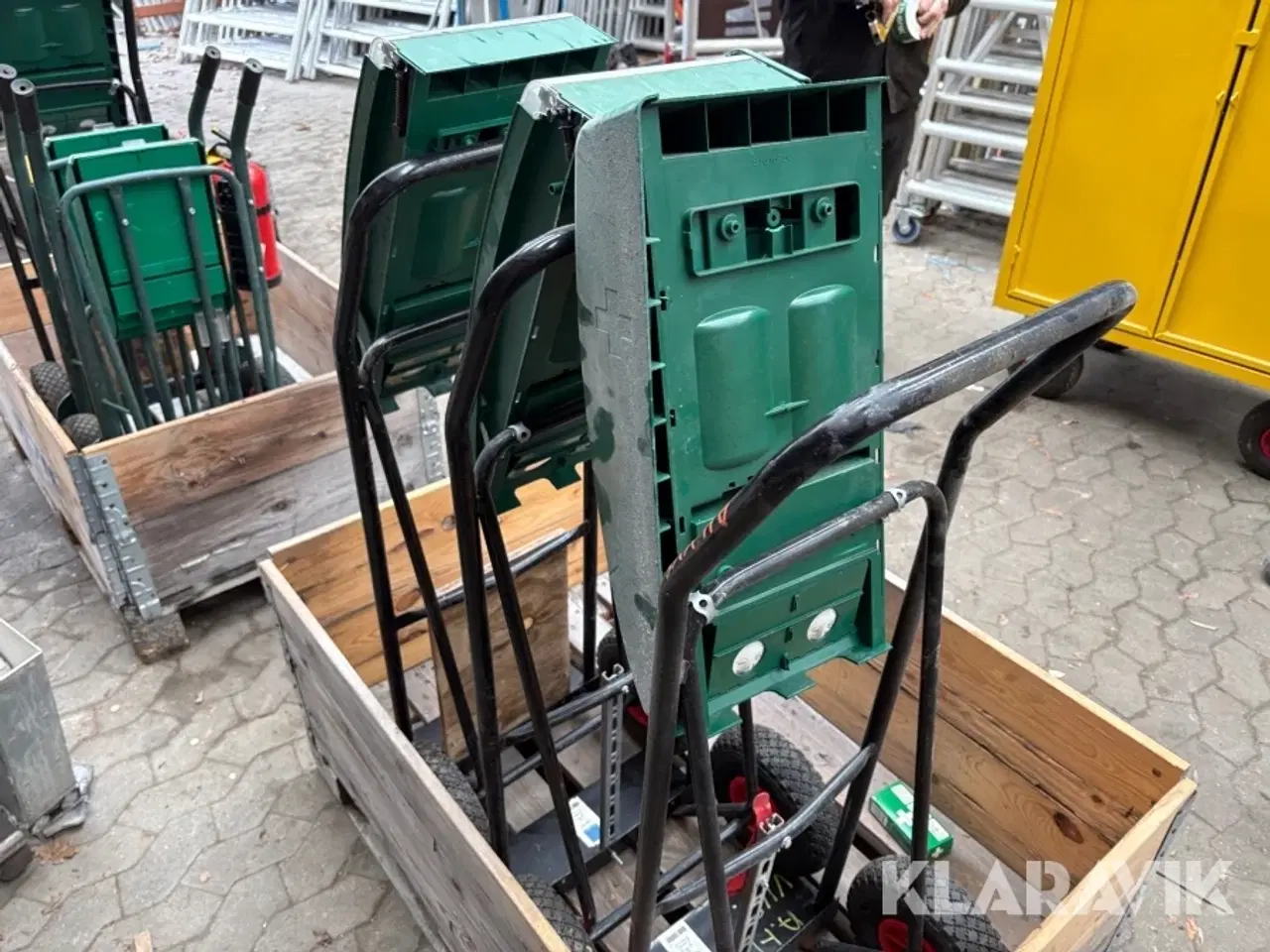 Billede 2 - Sækkevogne med førstehjælpsudstyr - 3 styk