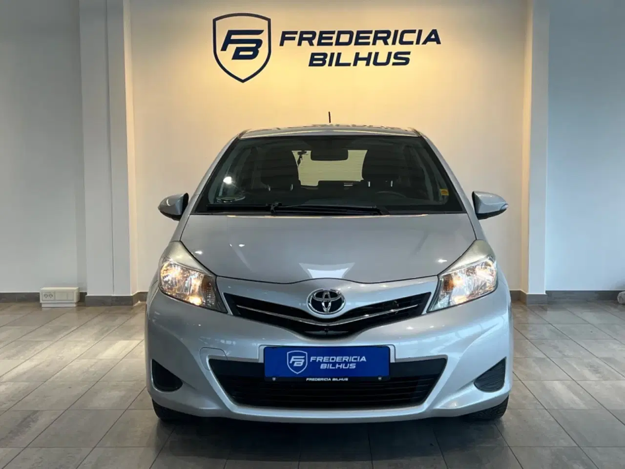 Billede 3 - Toyota Yaris 1,0 VVT-i T2