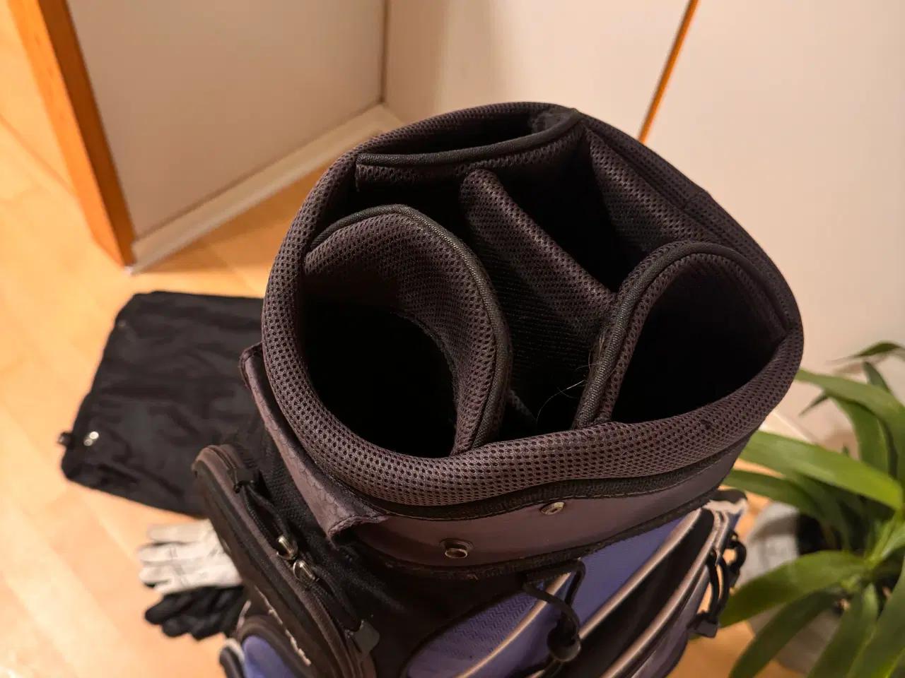 Billede 4 - Callaway golfbag – pæn stand med tilbehør