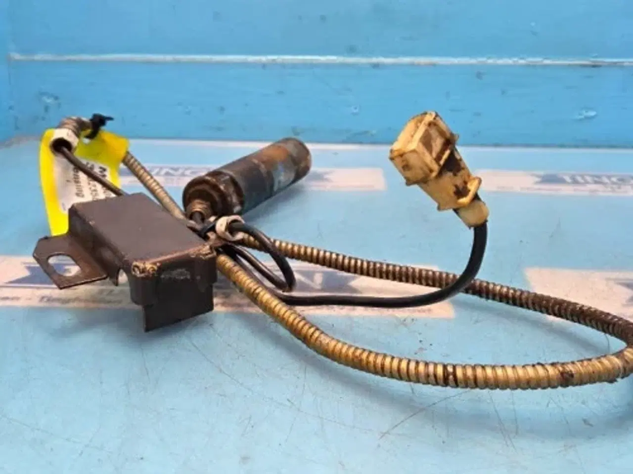 Billede 5 - Massey Ferguson 3060 Sensor Pin 3382356M2