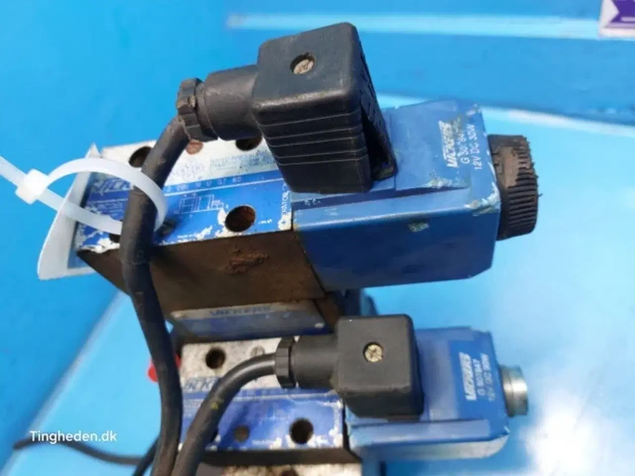 Billede 8 - New Holland 4860 Ventilblok 9837652