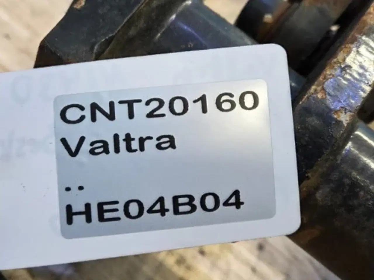 Billede 18 - Valtra N143D Motorhjelm Beskytter ACV0067570