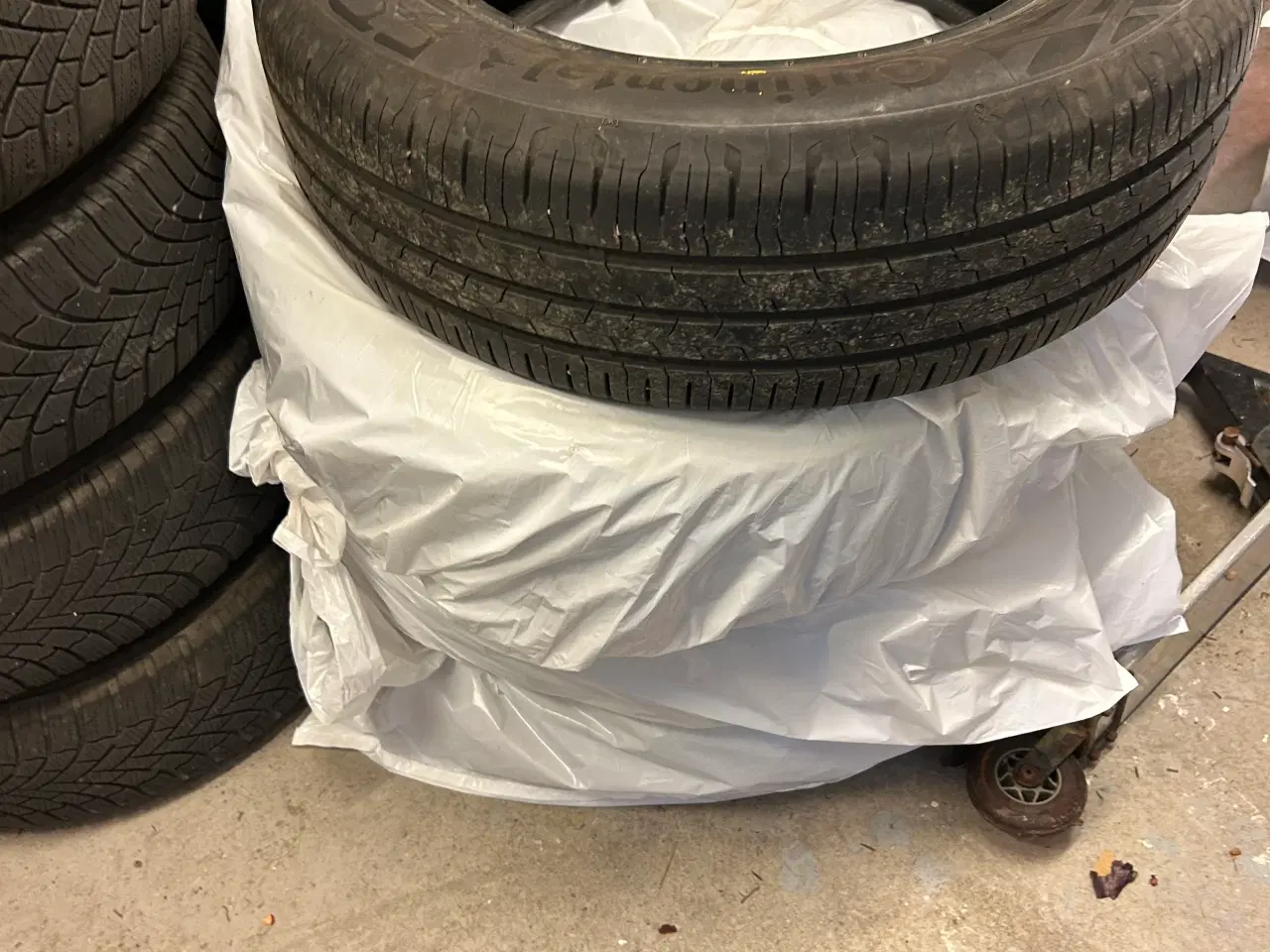 Billede 1 - Sommerdæk 185/65 r15 Continental 