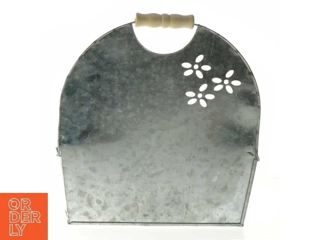Billede 3 - Metal vægopbevaring med blomstermønster (str. 25x24 cm)