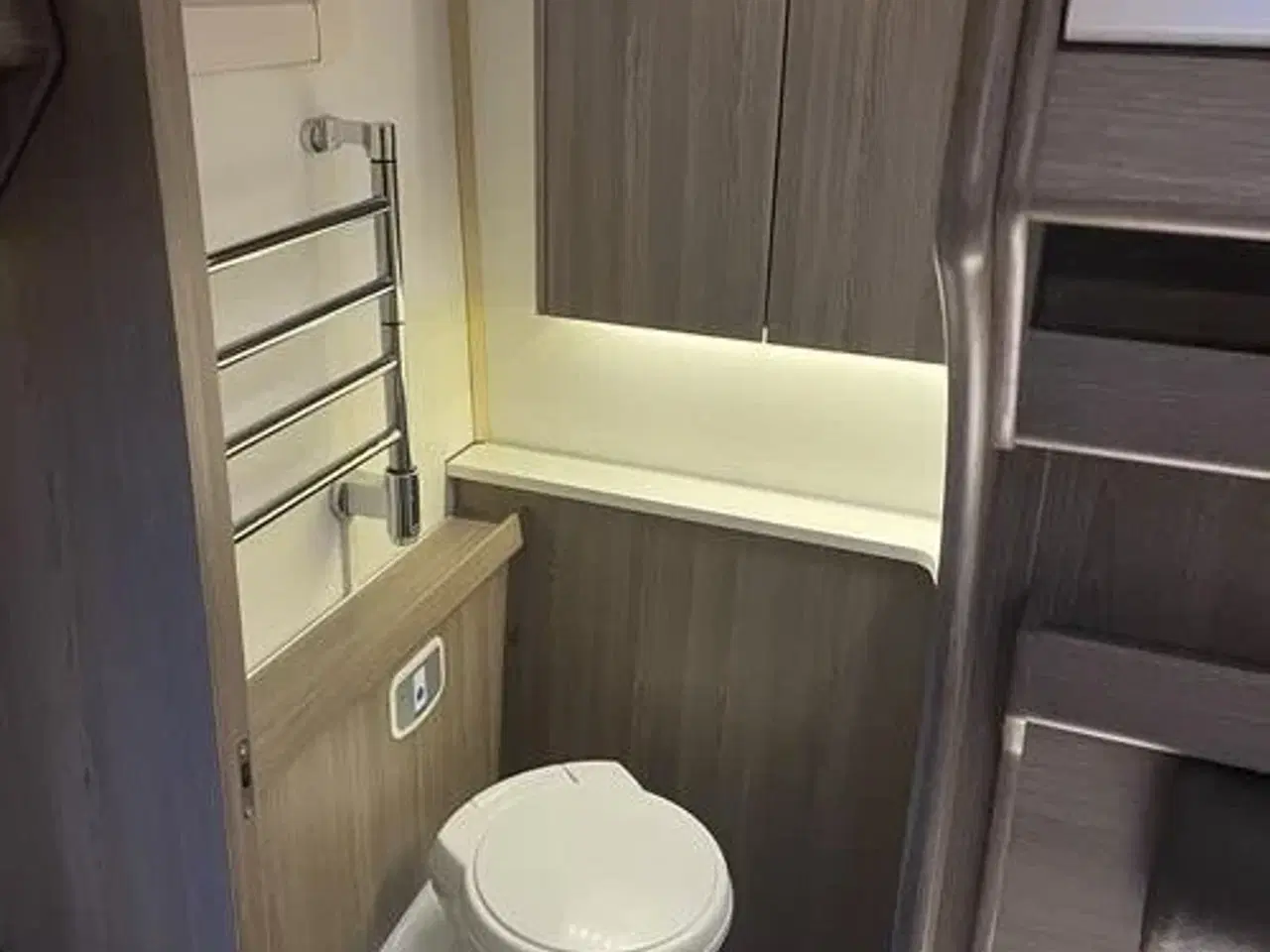 Billede 2 - Kabe Royal 740 TDL