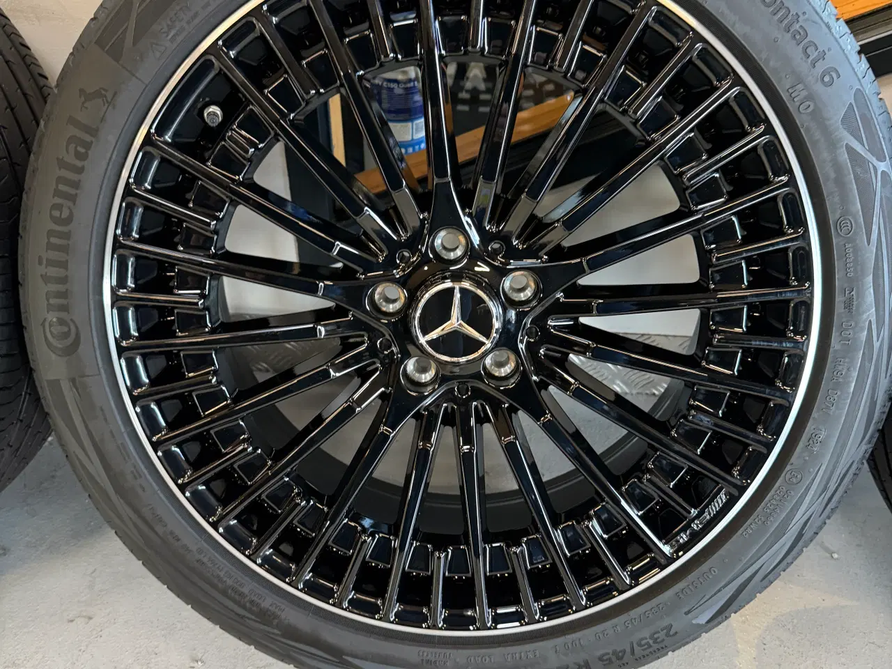 Billede 4 - Nye originale 20” amg alufælge med Continental Dæk