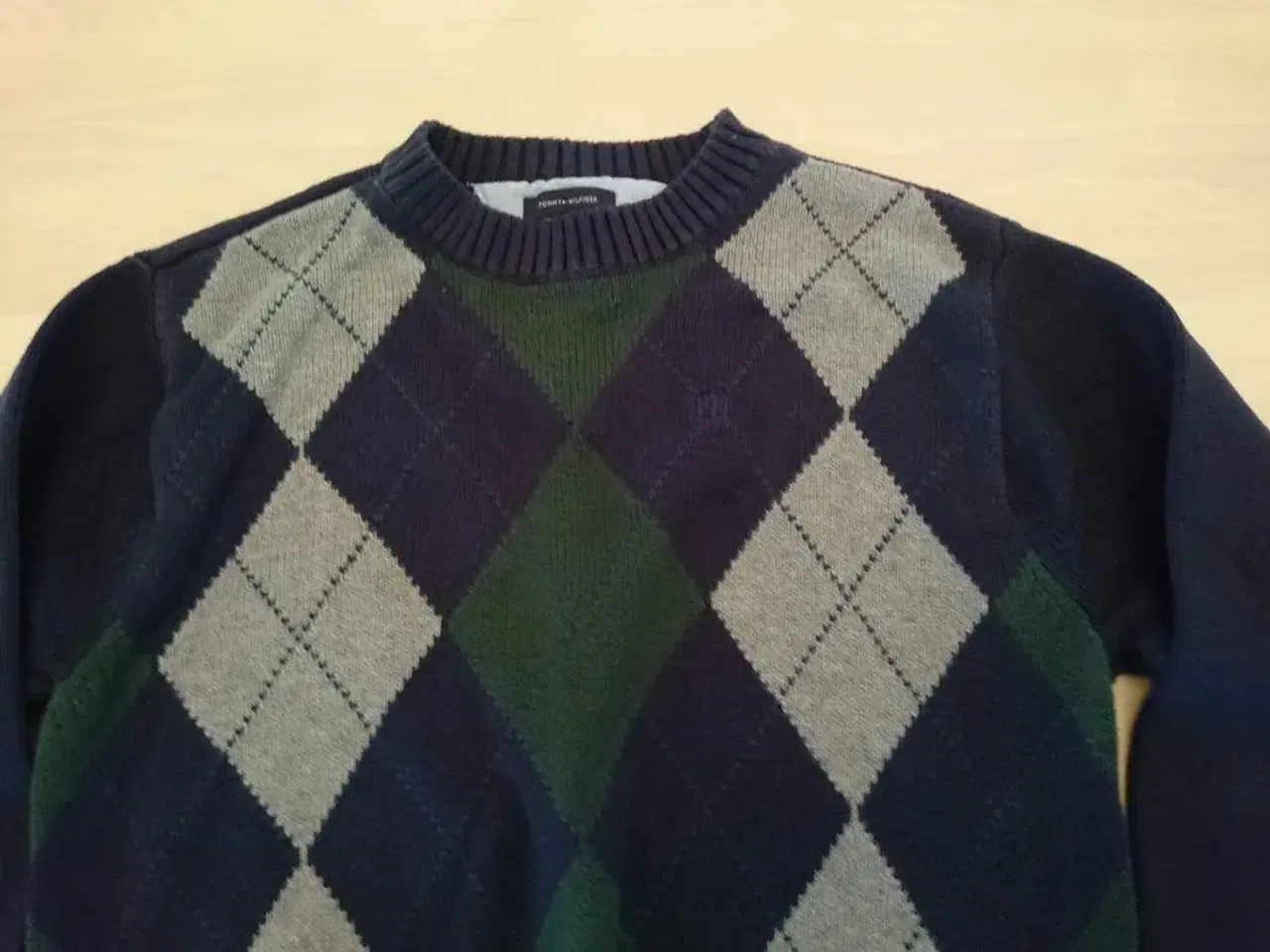 Billede 2 - Tommy Hilfiger sweater Str.  110/116