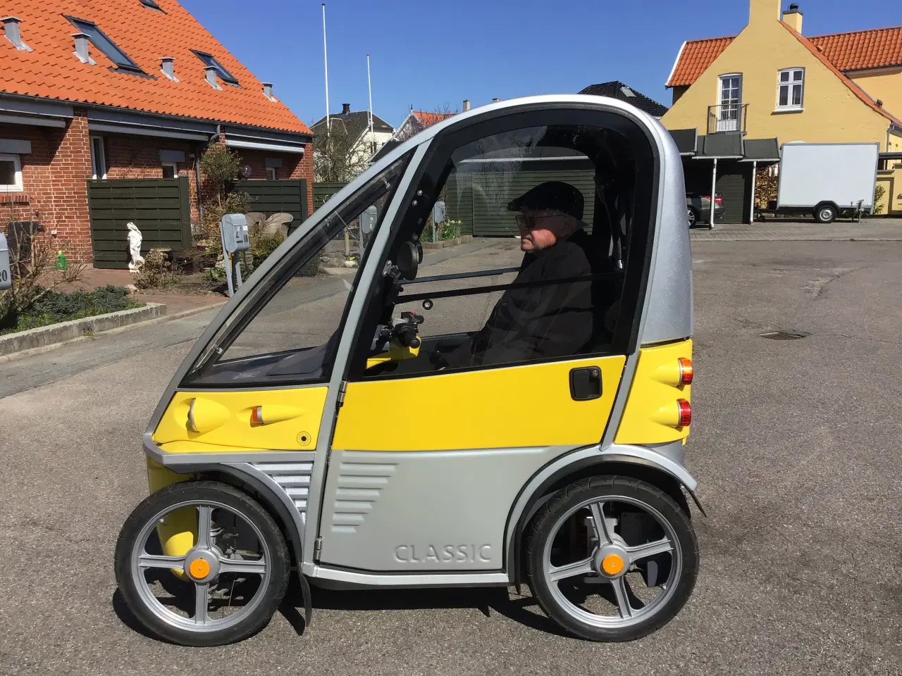 Billede 1 - Kabinescooter Kyburz