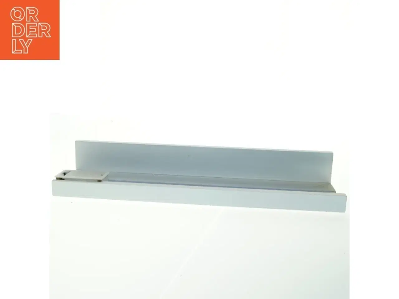 Billede 3 - Hylde med indbygget lys fra Just Light (str. 48x7x12 cm)