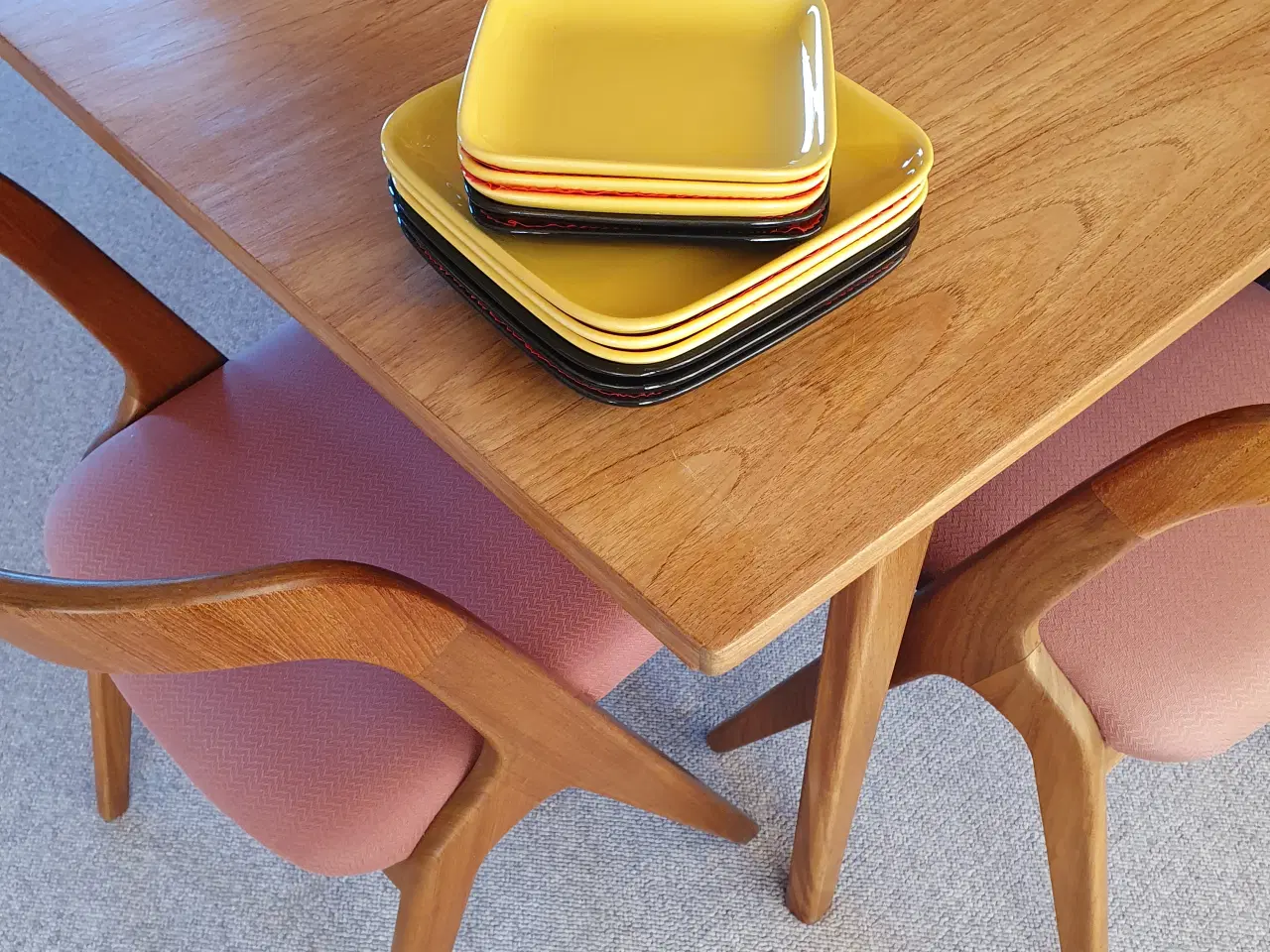 Billede 1 - Vintage firkantede frokost- og middagstallerkner