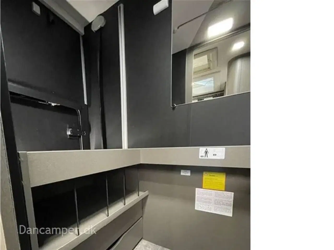 Billede 13 - 2024 - Chausson X650 Exclusive line    RESERVERET. SB! Camper med stor Lounge og siddegruppe, sænkeseng, stor garage, Connect- og X-tilbehørspakke,