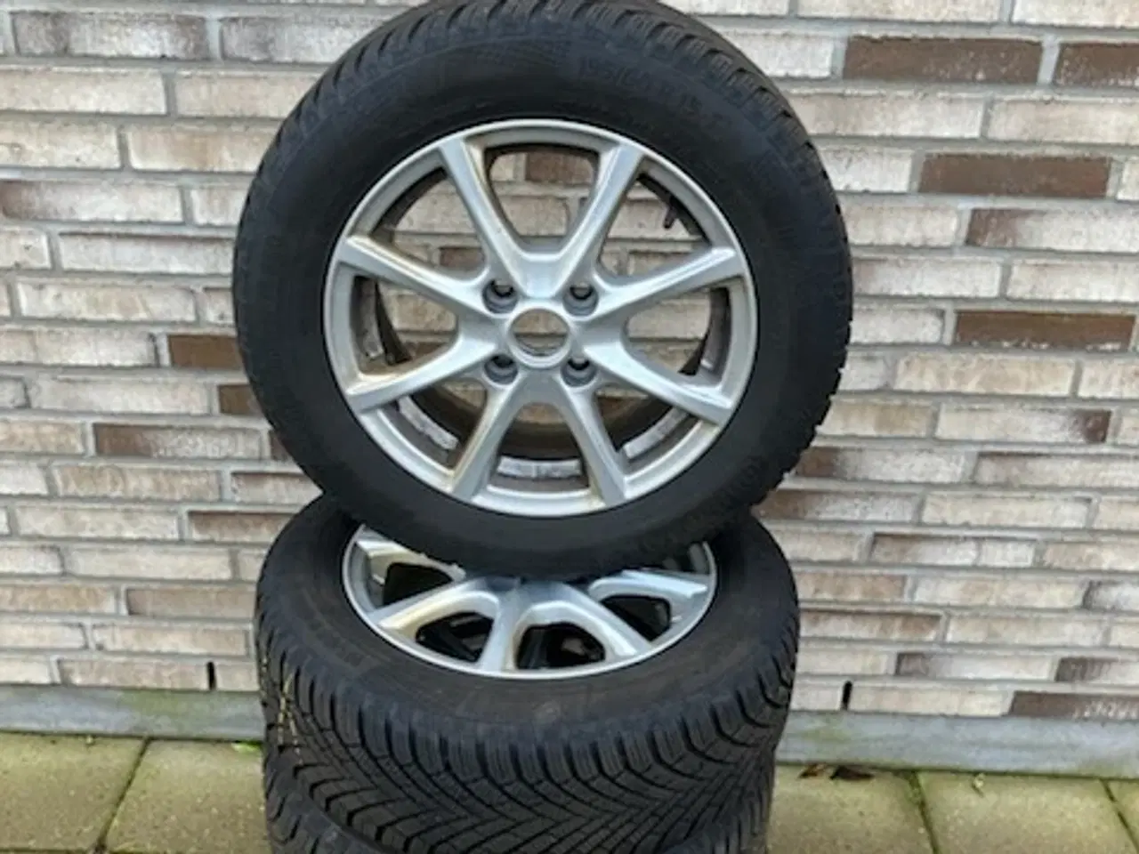Billede 1 - Orignale Ford Fiesta Alu 196/60R15 m vinterdæk