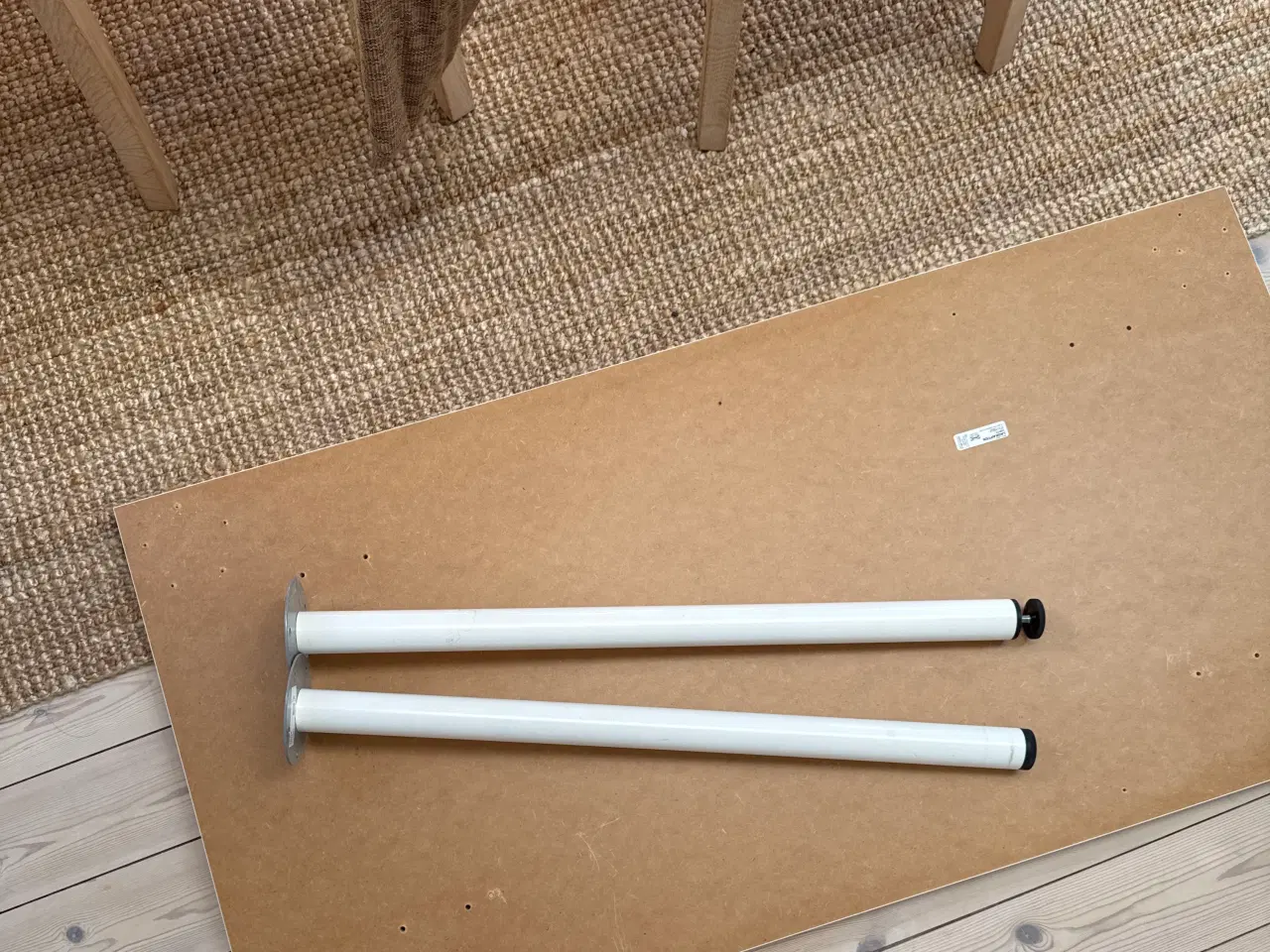 Billede 1 - Hvide bordben 2 stk. 70 cm