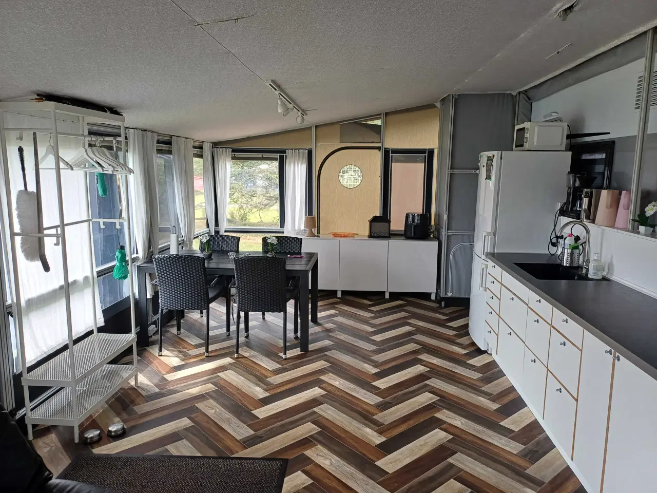 Billede 3 - Campingvogn med Villa fortelt
