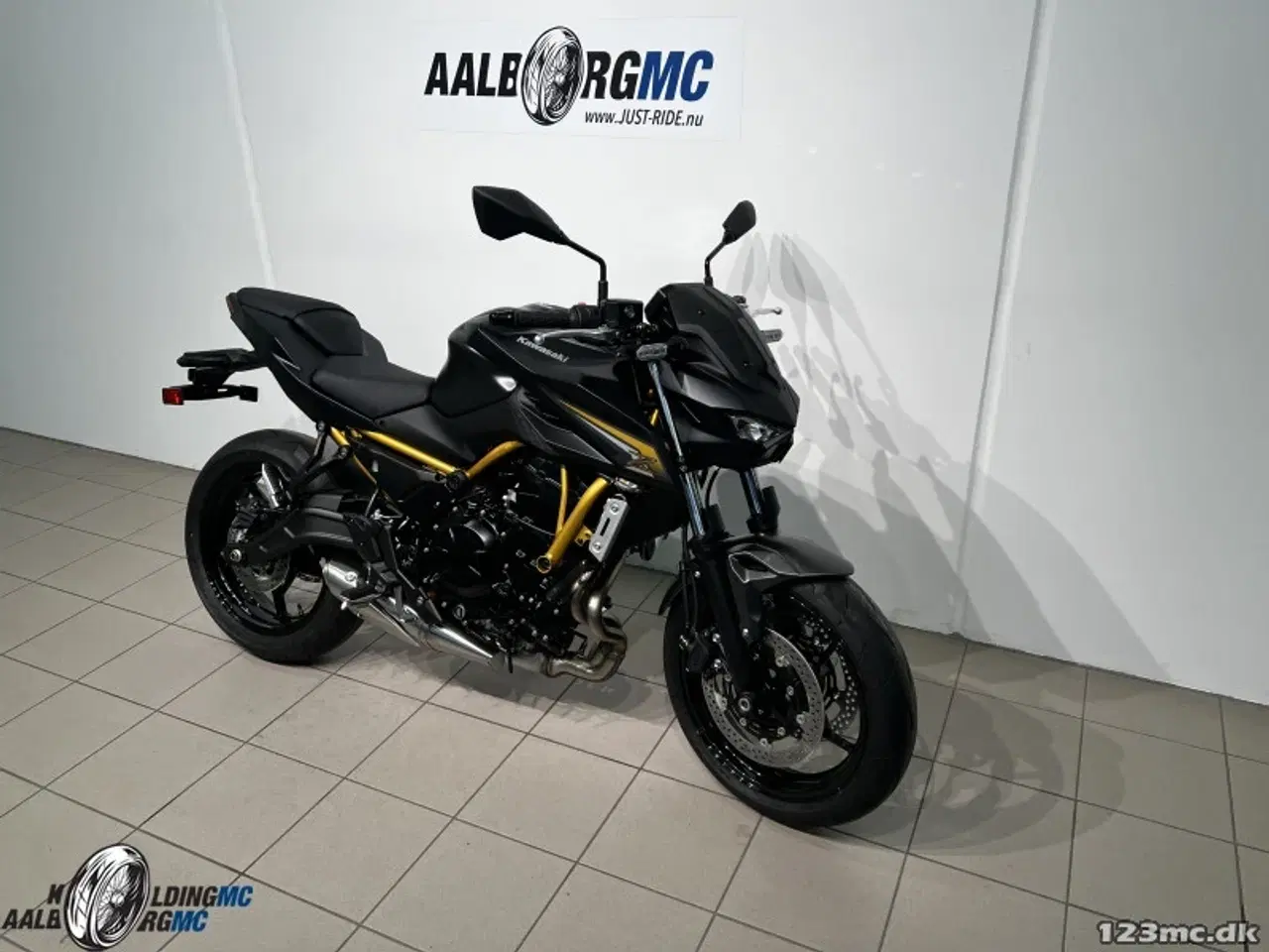 Billede 3 - Kawasaki Z 650 S AALBORG MC