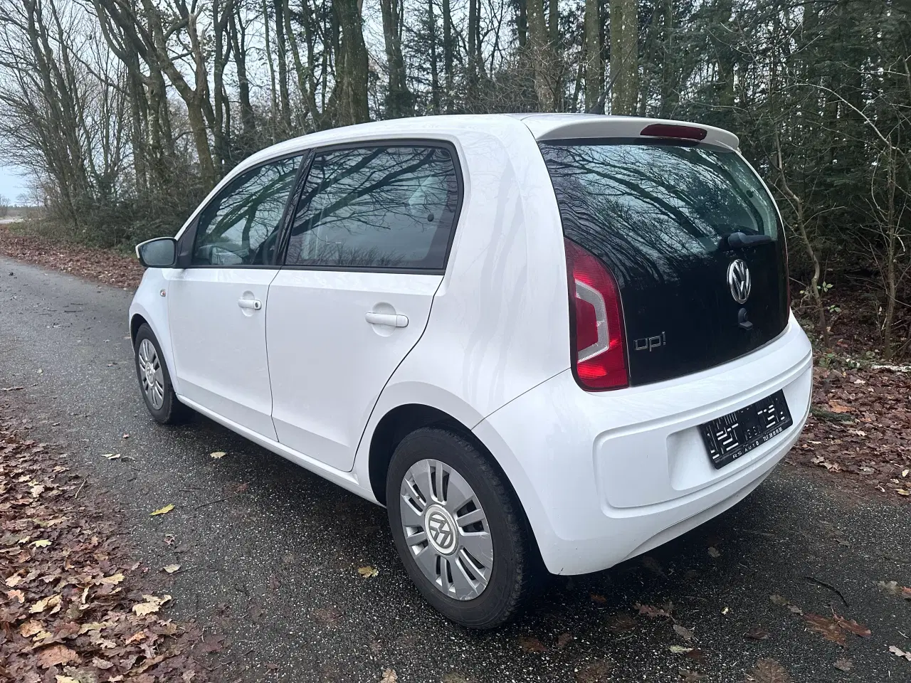 Billede 6 - Nysynet vw up, med masser af udstyr