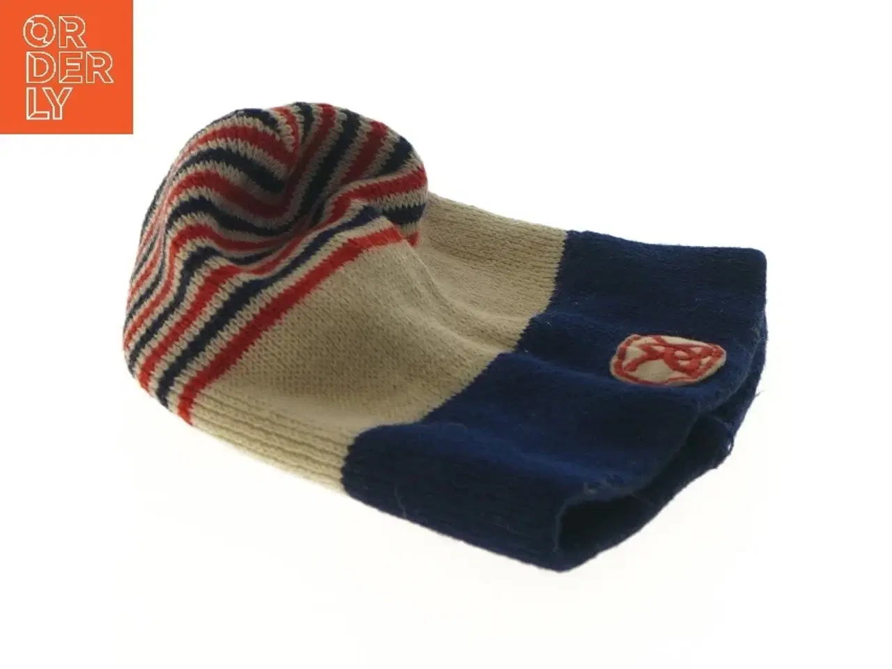 Billede 3 - Strikket hue med striber (str. 23x22 cm)