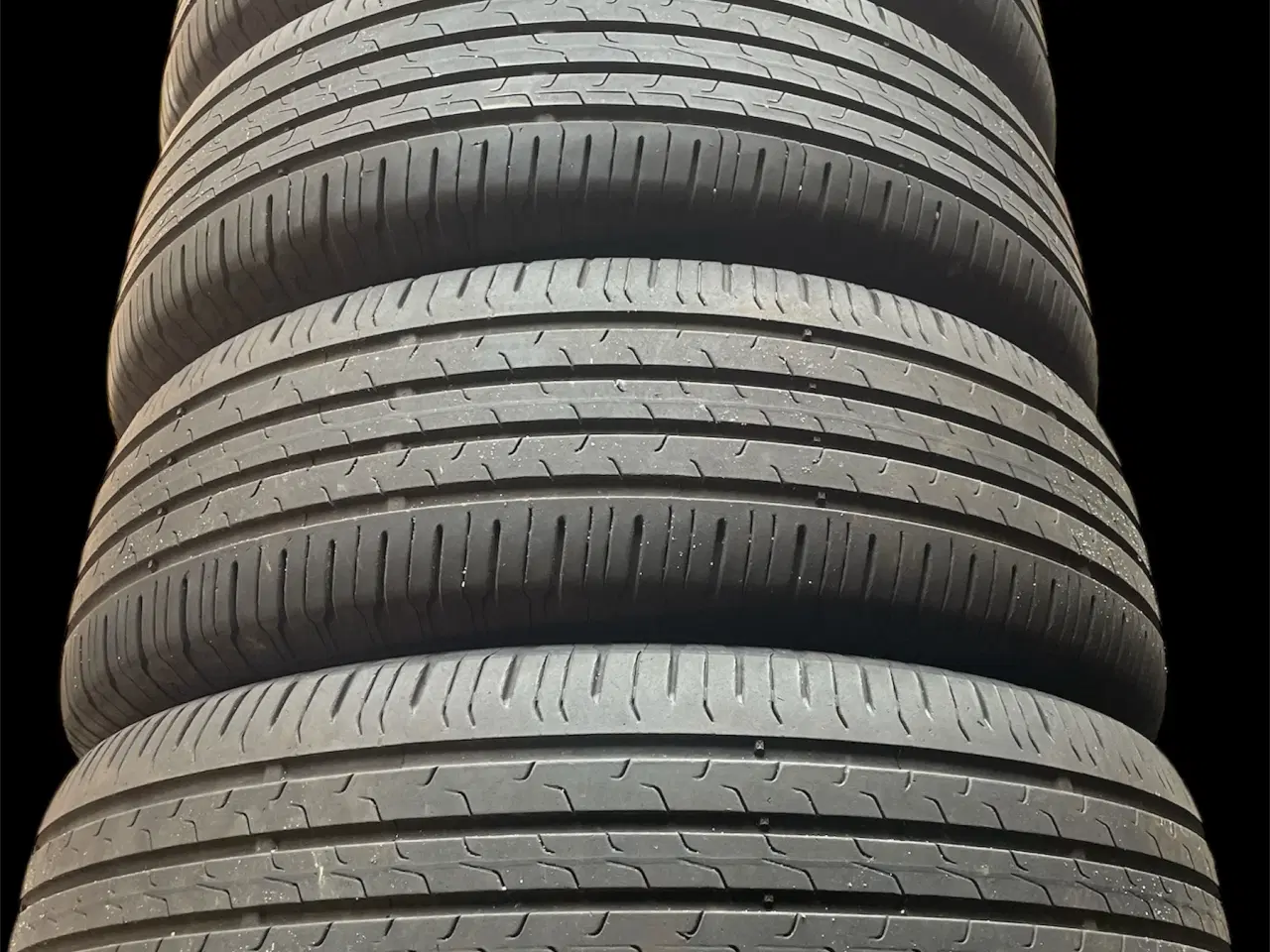 Billede 2 - 215/65r16 Continental Ref.S65 sommer