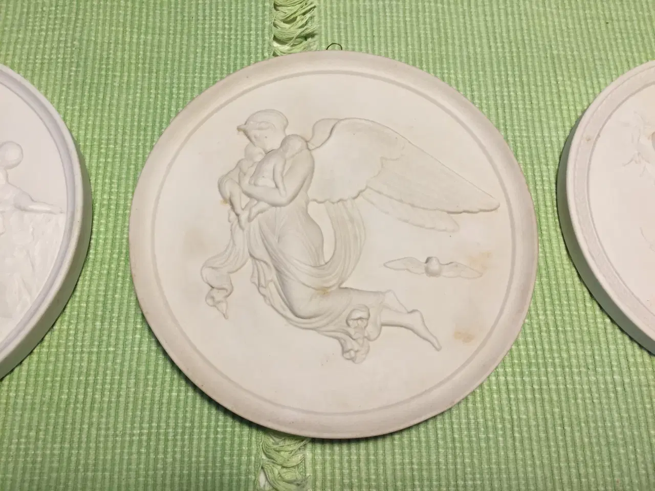Billede 2 - Thorvaldsen platter / porcelænsrelieffer, 5 stk.