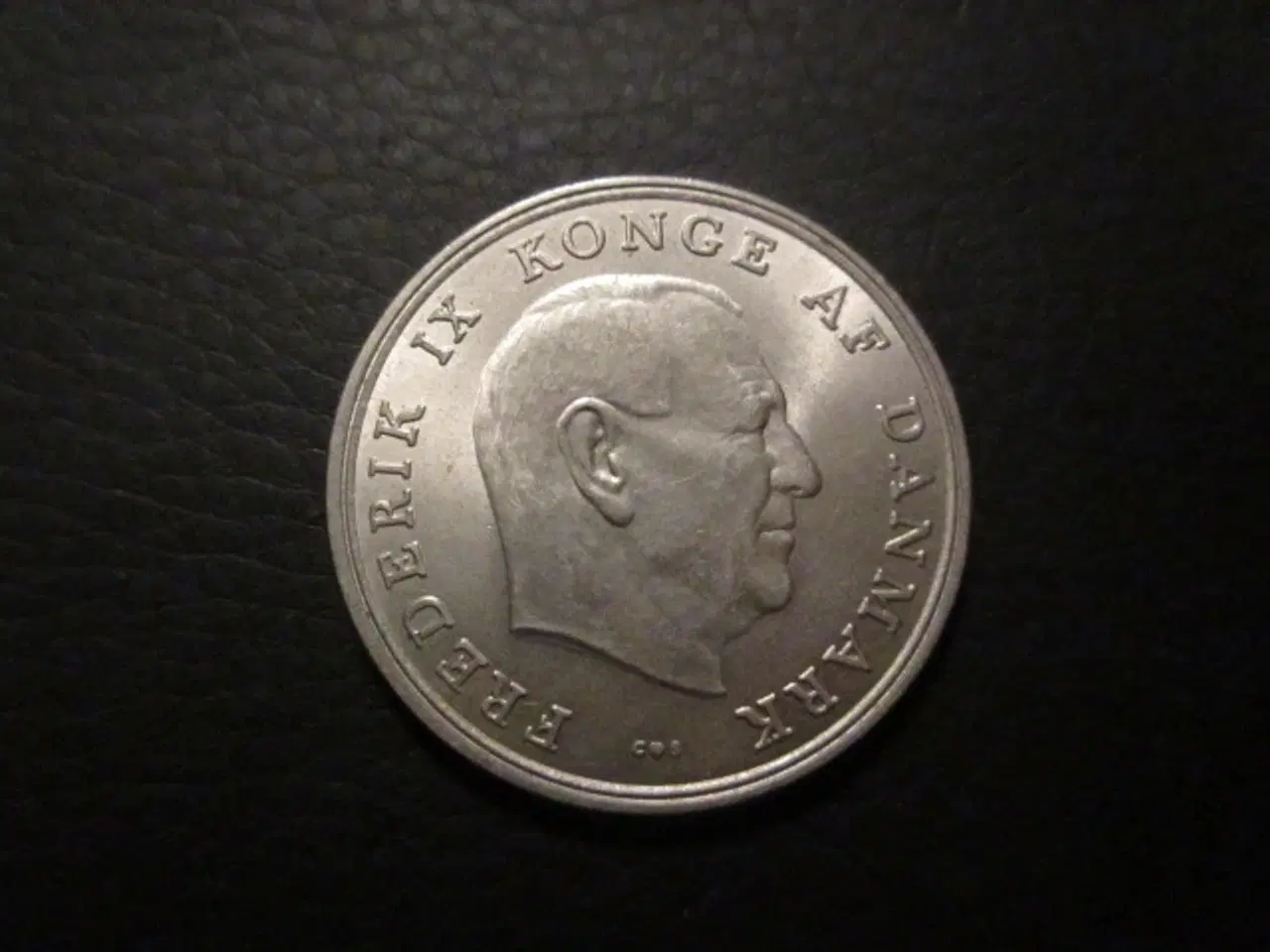Billede 2 - 5 kroner 1964 delvist møntskær