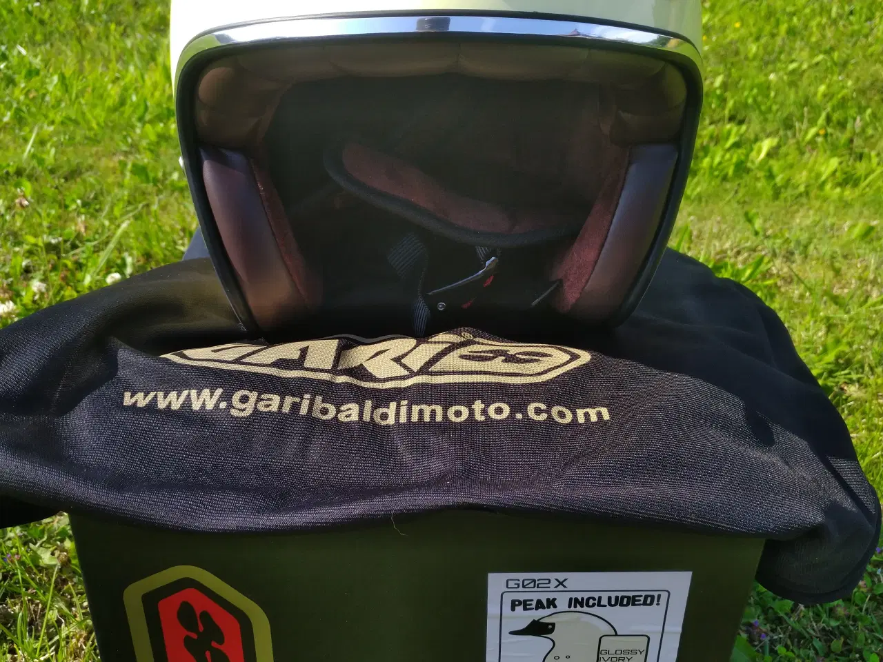 Billede 1 - Styrthjelm Gari G02X 