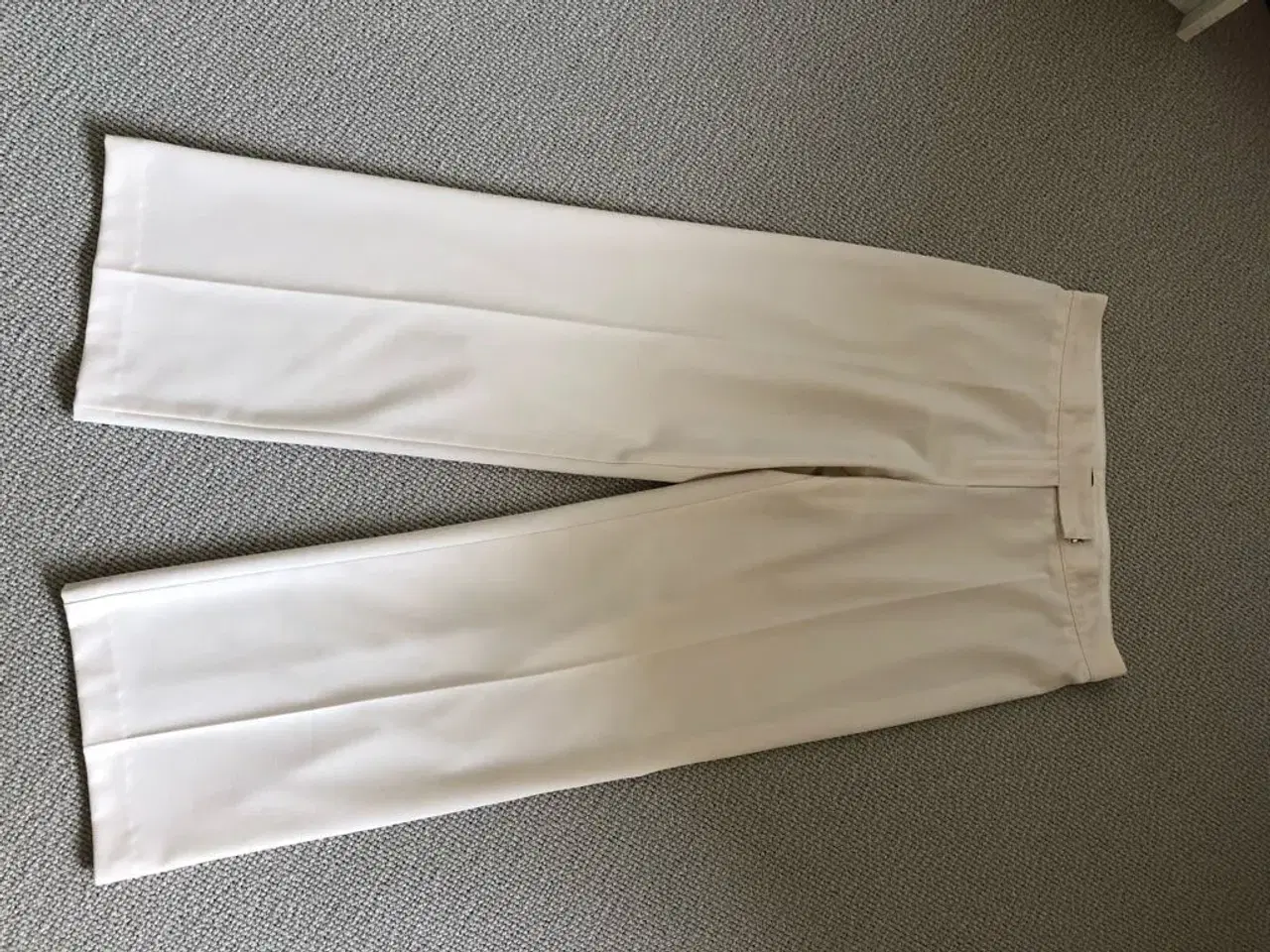 Billede 1 - Pæne råhvide bukser