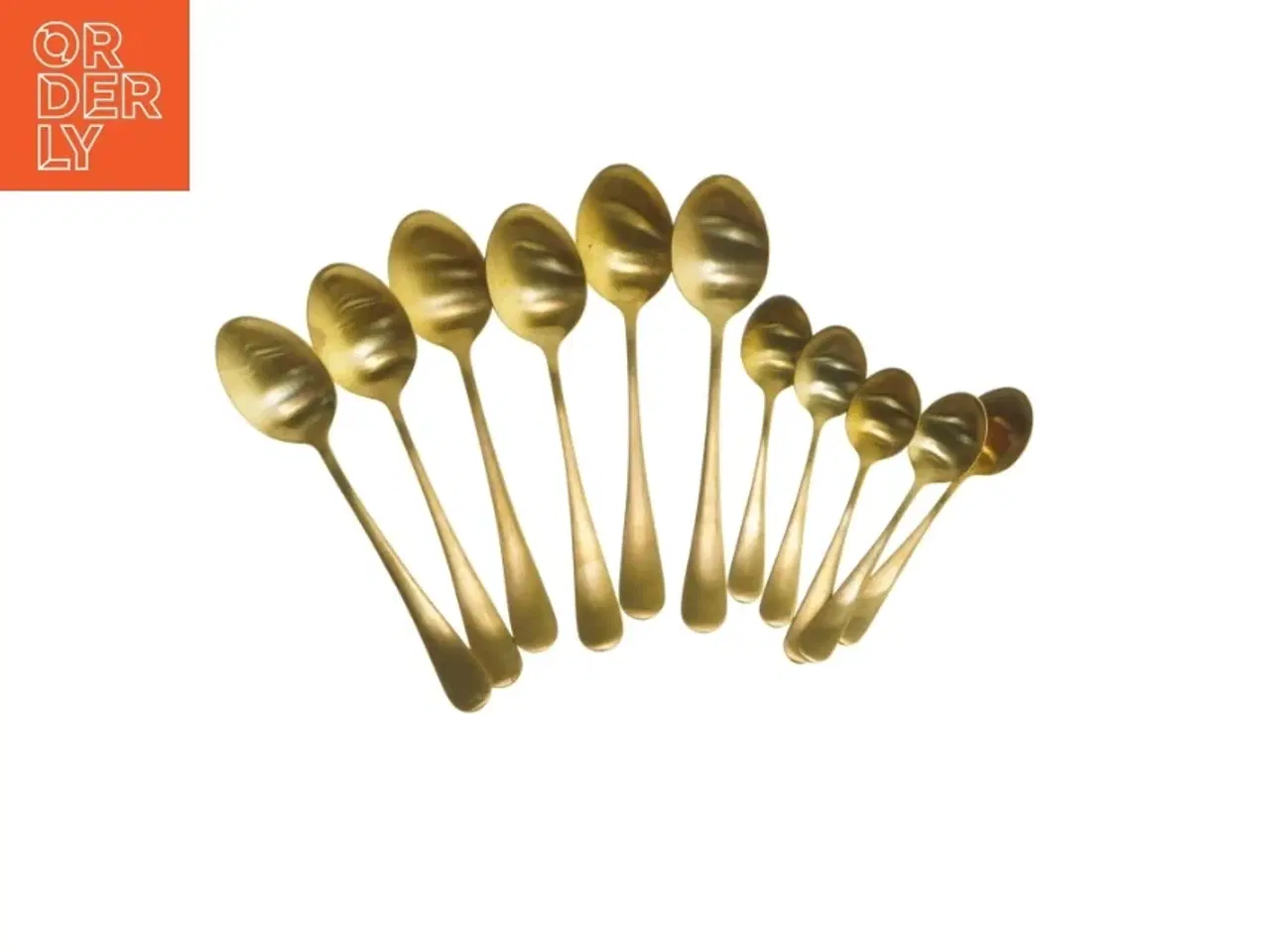 Billede 1 - Sæt af gyldne skeer (str. 6 store sker. 20 cm. 5 t sker. 14 cm)