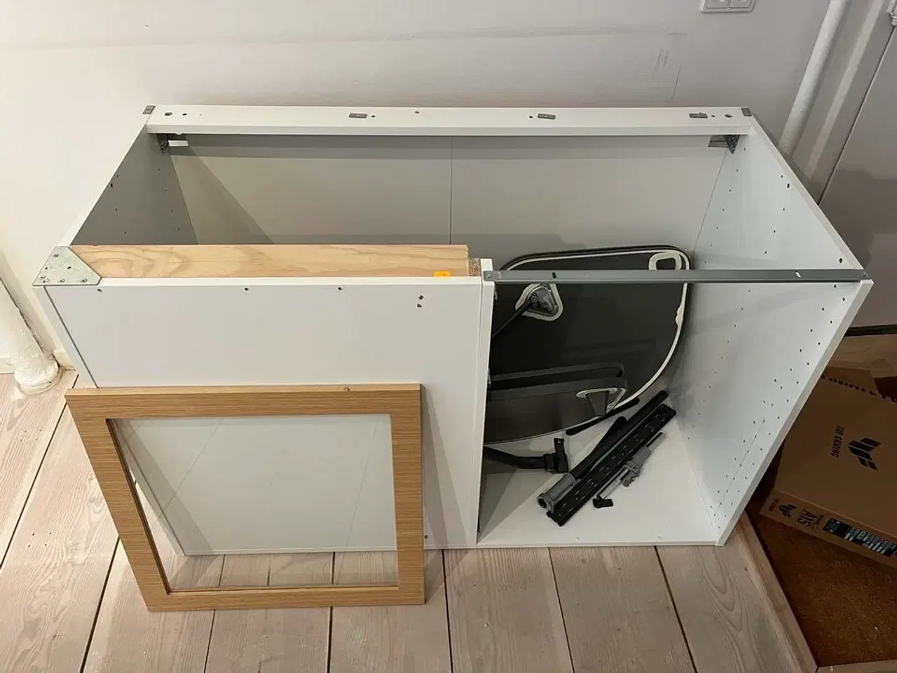 Billede 1 - Skuffemodul med indhold