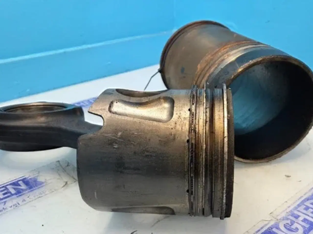 Billede 4 - Iveco  Cursor13   Stempel Sæt   8094840