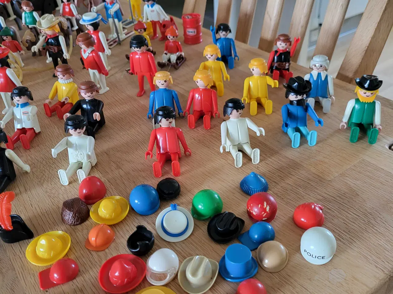 Billede 2 - Play mobil figurer og vogne 