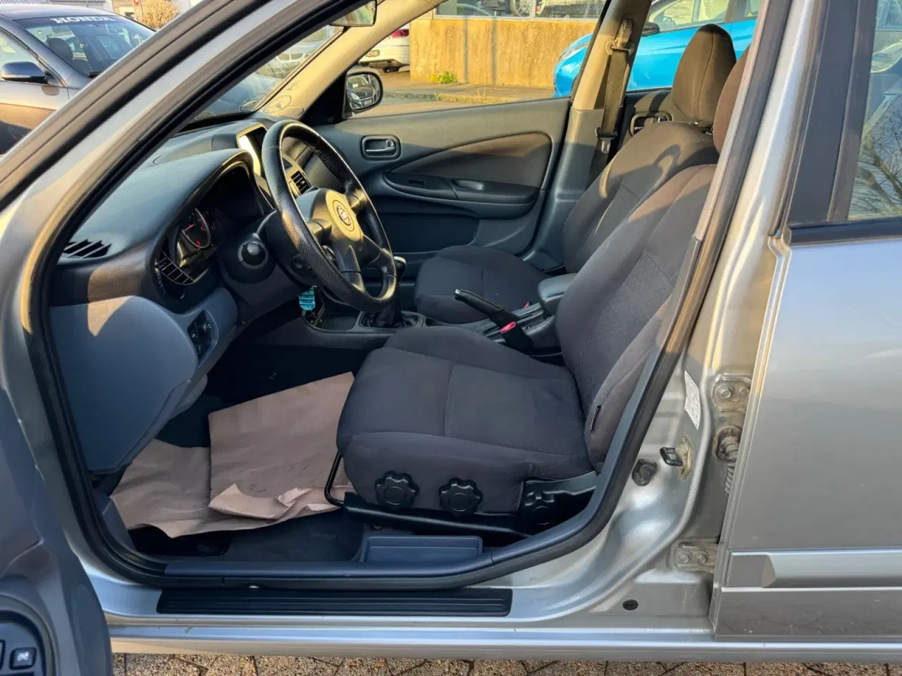 Billede 4 - Nissan Almera 1,5 Porto