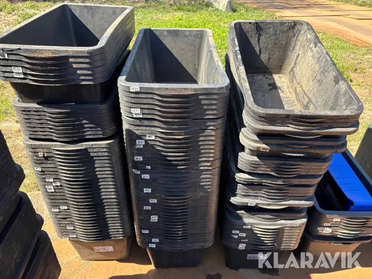Billede 5 - Parti mørtelbaljer 65 liter182 styk